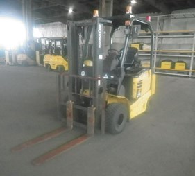 XE NÂNG ĐIỆN 2.5 TẤN KOMATSU FE25-1 303670
