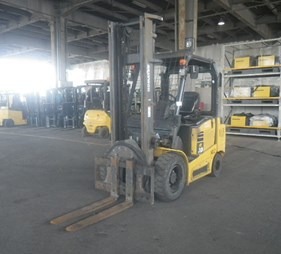 XE NÂNG ĐIỆN NGỒI LÁI KOMATSU 3T FE30-1-301869