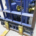 XE NÂNG DẦU 2.5 TẤN KOMATSU FD25C-12- 525758
