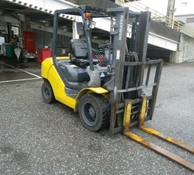 XE NÂNG DẦU 3 TẤN FD30T-17-320493