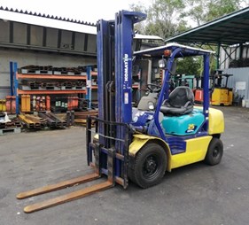 XE NÂNG DẦU 2,5 TẤN KOMATSU FD25T-14 558735 Lh 0943888255