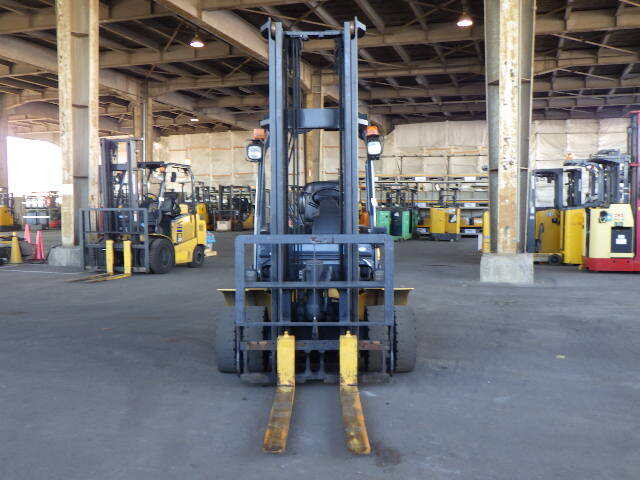 XE NÂNG ĐIỆN 2,5 TẤN KOMATSU GẬT GÙ, LỐP KÉP FE25-1 302285