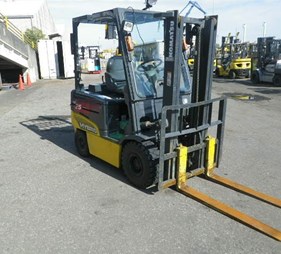 XE NÂNG ĐIỆN 2,5 TẤN KOMATSU FB25HB-11 817284