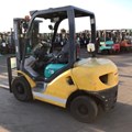 XE NÂNG XĂNG 2.5 TẤN KOMATSU FG25C-15 572527