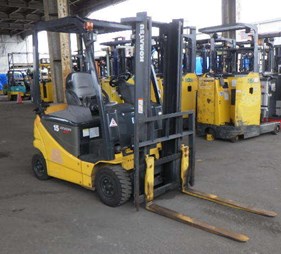 XE NÂNG ĐIỆN 1.5 TẤN KOMATSU FB15-12 846115