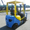 XE NÂNG XĂNG 9 TẠ KOMATSU FG09T-21 211687