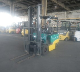 XE NÂNG ĐIỆN 2.5 TẤN KOMATSU FB25EX-11 Lh: 0943888255