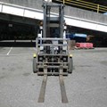 XE NÂNG DẦU 2.5 TẤN KOMATSU FD25T-17 LH: 0943888255
