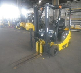 XE NÂNG ĐIỆN NGỒI LÁI 1.5 TẤN KOMATSU FB15-12 hotline: 0943888255