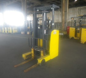 Xe nâng điện đứng lái 0.9 Tấn KOMATSU FB09RS-15 LH 0943888255 