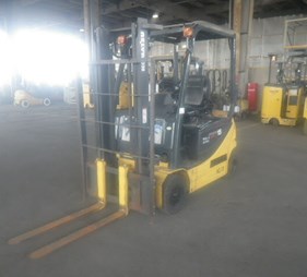 xe nâng điện ngồi lái 1.5 tấn KOMATSU FB15G-12 LH: 0943888255