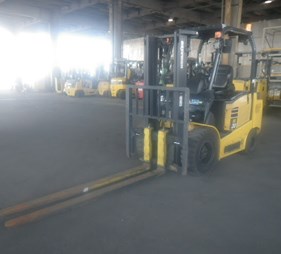 XE NÂNG ĐIỆN 3 TẤN KOMATSU FE30-1  Lh: 0943888255