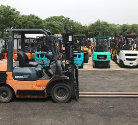 XE NÂNG DẦU 2.5 TẤN TOYOTA 7FD25 - 25466 LH: 0943888255