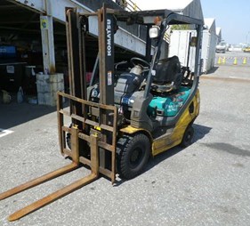 XE NÂNG XĂNG 1.5 TẤN KOMATSU FG15T-20 667429