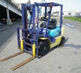 XE NÂNG XĂNG 2 TẤN KOMATSU FG20C-12 526277