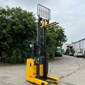XE NÂNG ĐIỆN ĐỨNG LÁI 1.3 TẤN KOMATSU FB13RL-15 LH: 0943888255