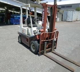 XE NÂNG XĂNG 1.5 TẤN NISSAN NH01-002814 