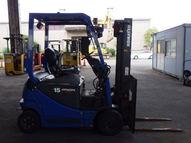 XE NÂNG ĐIỆN 1.5 TẤN KOMATSU FB15-12 853340 Lh: 0943888255 