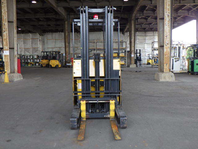 XE NÂNG ĐIỆN ĐỨNG LÁI 1.5 TẤN KOMATSU FB15RL-12  90492