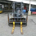 XE NÂNG DẦU 2.5 TẤN KOMATSU FD25C-16 749028 GẬT GÙ, LỐP KÉP,