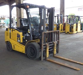 XE NÂNG ĐIỆN 3 TẤN KOMATSU FE30-1 301564 Lh 0943888255