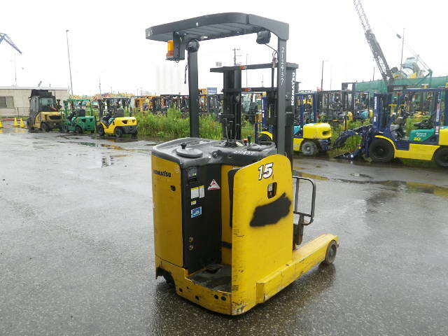 XE NÂNG ĐIỆN ĐỨNG LÁI 1.5 TẤN KOMATSU FB15RW-15 158981