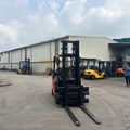 XE NÂNG DẦU 2.5 TẤN TOYOTA 02-8FDK25 8FD30-30609 LH 0943888255