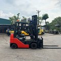 XE NÂNG DẦU 2.5 TẤN TOYOTA 02-8FDK25 8FD30-30609 LH 0943888255