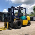 XE NÂNG DẦU 3.5 TẤN KOMATSU FD35W-7 , SỐ SÀN, GẬT GÙ, LỐP KÉP
