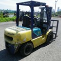 XE NÂNG DẦU 3 TẤN KOMATSU FD30T-12 511805