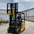 XE NÂNG ĐIỆN 2,5 TẤN KOMATSU FE25-1 305272 LH: 0943888255