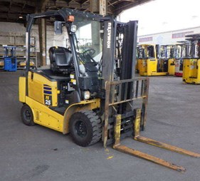 XE NÂNG ĐIỆN 2,5 TẤN KOMATSU FE25-1 303407