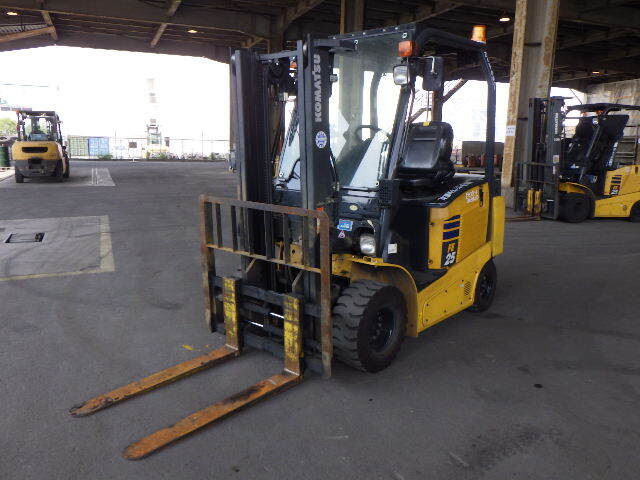 XE NÂNG ĐIỆN 2,5 TẤN KOMATSU FE25-1 303407