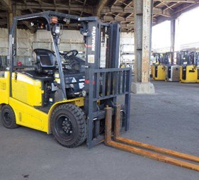 XE NÂNG ĐIỆN 3 TẤN KOMATSU FE30-1 303495