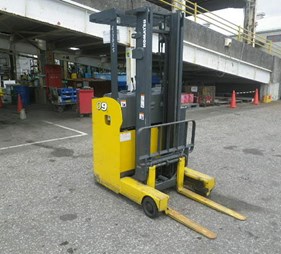 XE NÂNG ĐIỆN ĐỨNG LÁI 900kg FB09RS-15 151325