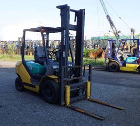 XE NÂNG DẦU 2,5 TẤN KOMATSU FD25C-16 721080