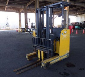 XE NÂNG ĐIỆN ĐỨNG LÁI 1.4 TẤN KOMATSU FB14RLF-15 157203