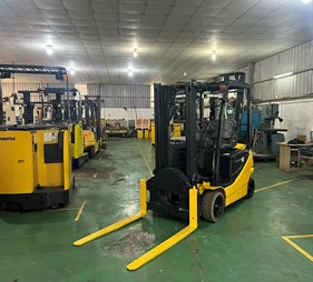 Xe nâng điện Komatsu 1.8 tấn FB18-12 845803