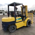 XE NÂNG DẦU 2.5 TẤN KOMATSU FD25-11 456324