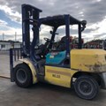 XE NÂNG DẦU 3,5 TẤN KOMATSU FD35W-7 104893