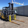 XE NÂNG DẦU 4 TẤN KOMATSU FH40-1 138823