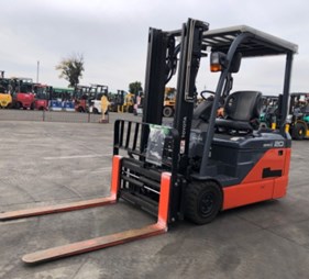 XE NÂNG ĐIỆN 2 TẤN TOYOTA 8FBE20 -51337