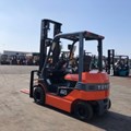 XE NÂNG ĐIỆN 2 TẤN TOYOTA 8FB20 8FB25-12394