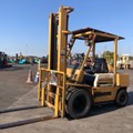 XE NÂNG DẦU 2.5 TẤN KOMATSU FD25-8 140931