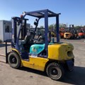 XE NÂNG DẦU 2 TẤN KOMATSU FD20C-12 541259