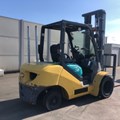 XE NÂNG DẦU 3 TẤN KOMATSU FD30T-16 729108