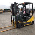 XE NÂNG ĐIỆN 1.5 TẤN KOMATSU FB15-12 855468