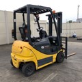 XE NÂNG ĐIỆN 1.5 TẤN KOMATSU FB15-12 855468