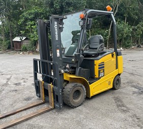 XE NÂNG ĐIỆN 2,5 TẤN KOMATSU FE25-1 300405