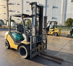 XE NÂNG DẦU 2.5 TẤN KOMATSU FD25C-16 750385